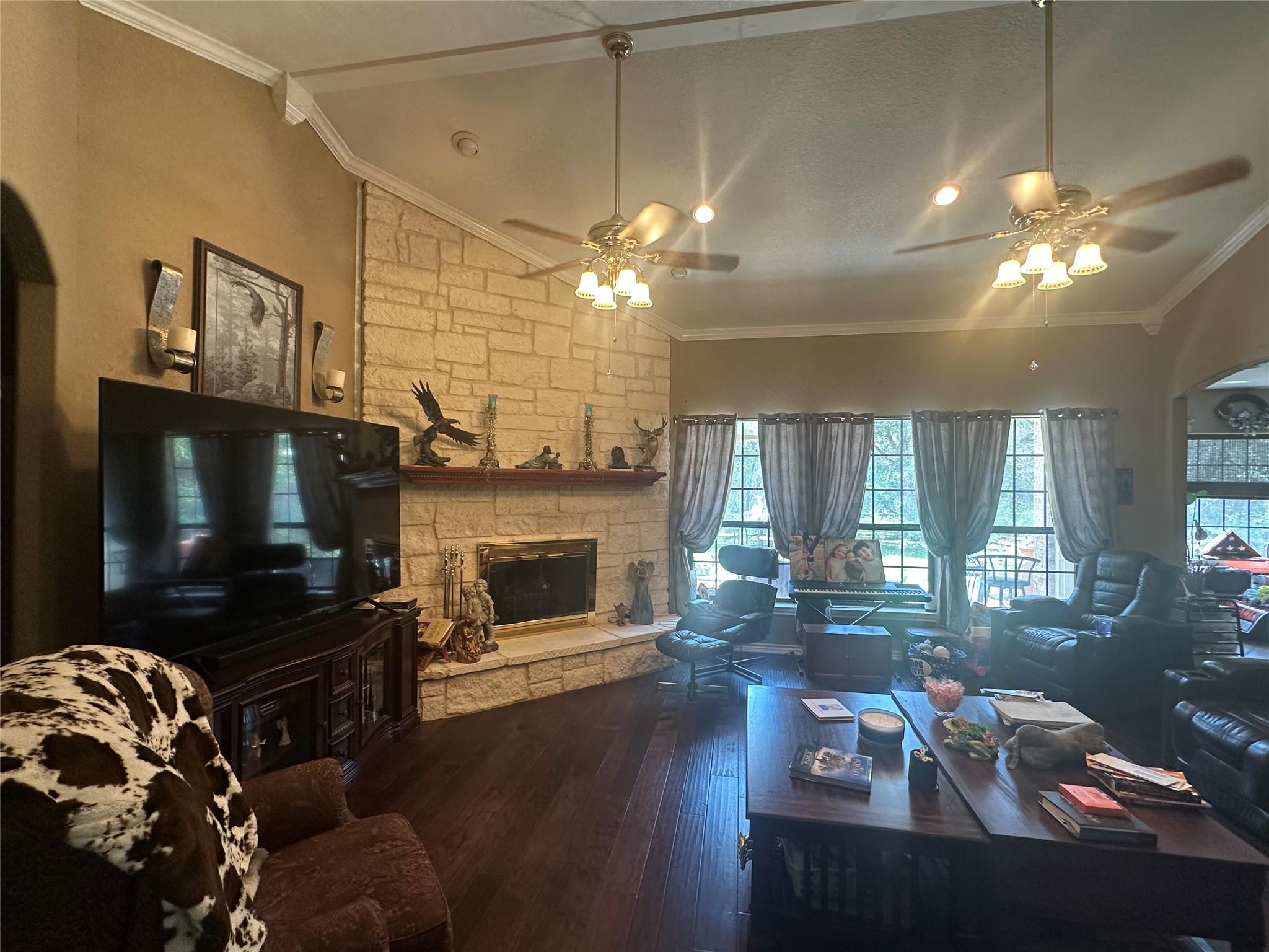 14 Stirrup DR