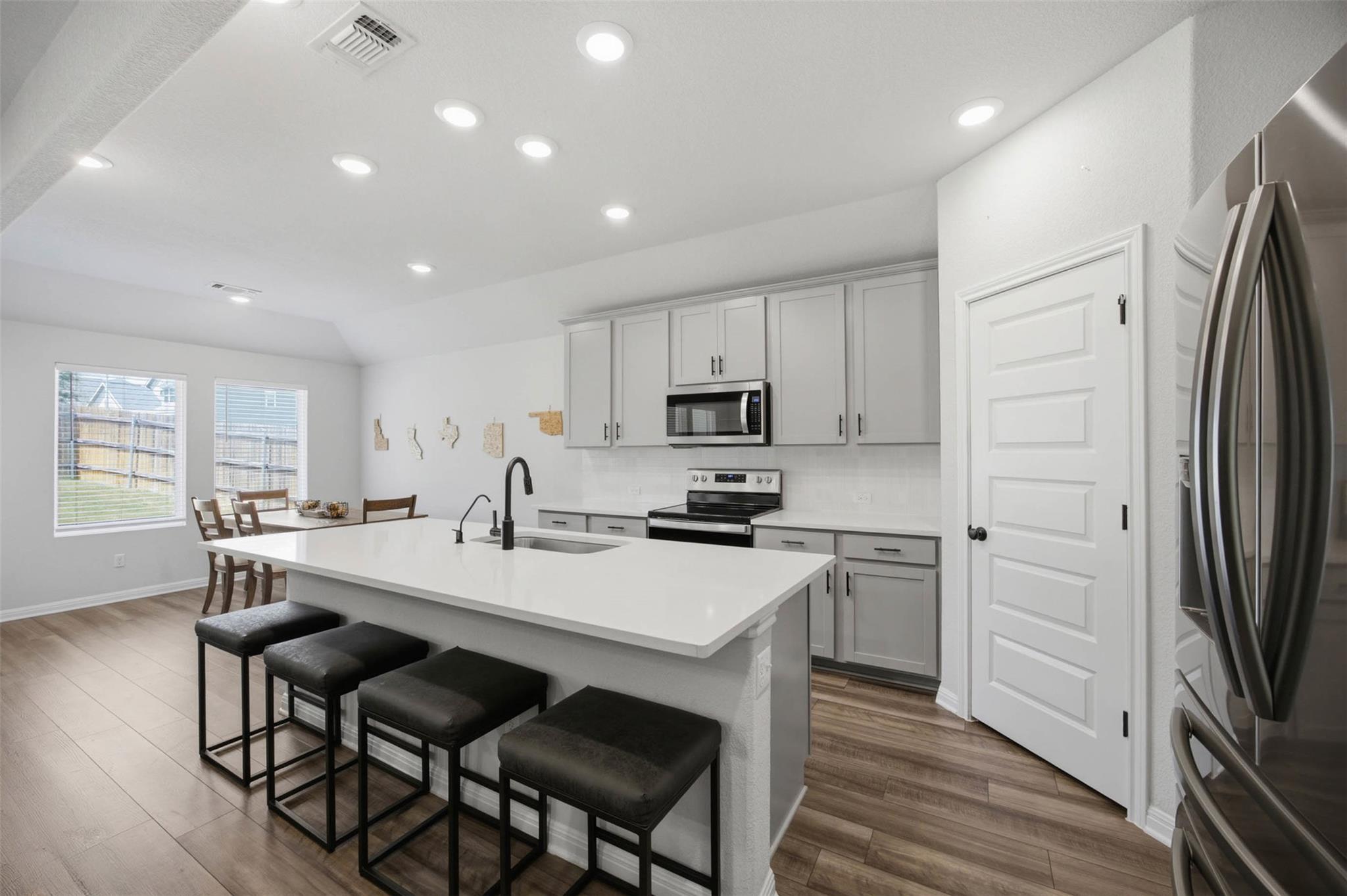 17701 Zinfandel DR