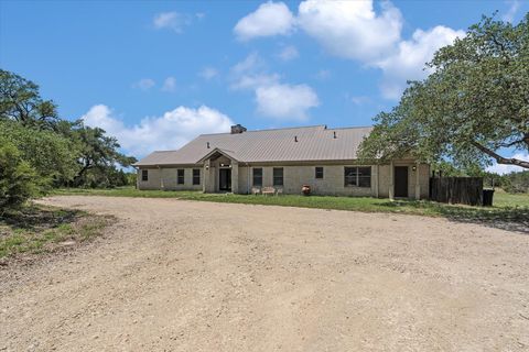 101 & 102 Maheo WAY Dripping Springs TX 78620