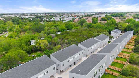 Tiny photo for 401 N Bluff DR #10101, Austin, TX 78745 (MLS # 4151615)