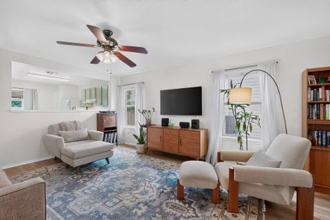 Tiny photo for 4701 Cypress BND, Austin, TX 78744 (MLS # 2063364)