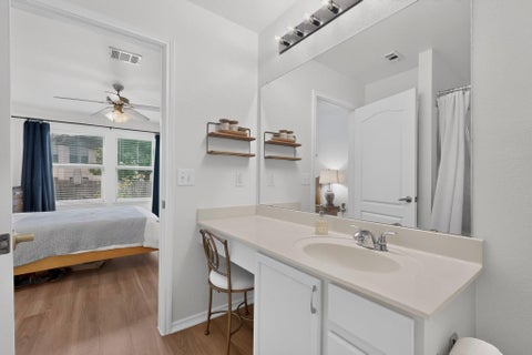 Tiny photo for 4701 Cypress BND, Austin, TX 78744 (MLS # 2063364)