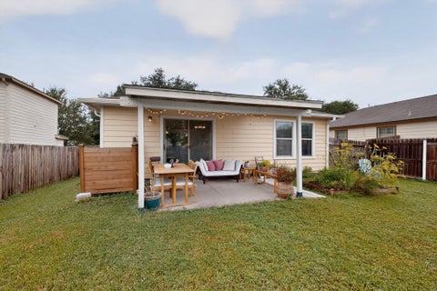 Tiny photo for 4701 Cypress BND, Austin, TX 78744 (MLS # 2063364)