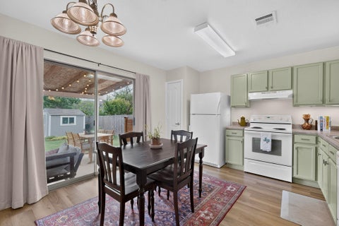 Tiny photo for 4701 Cypress BND, Austin, TX 78744 (MLS # 2063364)
