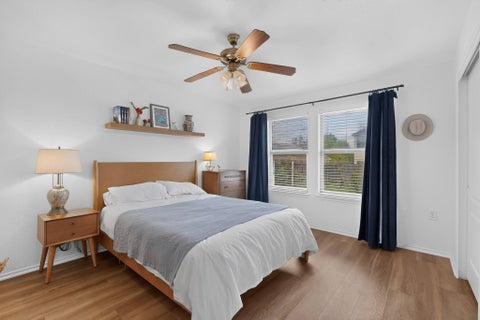 Tiny photo for 4701 Cypress BND, Austin, TX 78744 (MLS # 2063364)
