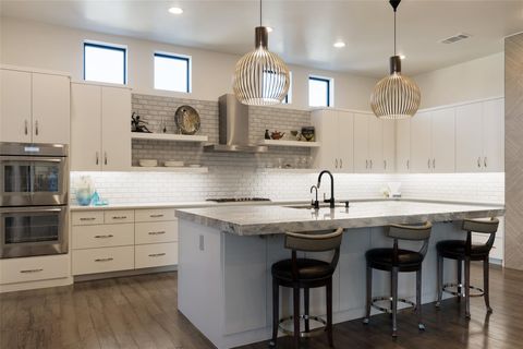 Tiny photo for 8408 CARRANZO DR, Austin, TX 78735 (MLS # 3405476)