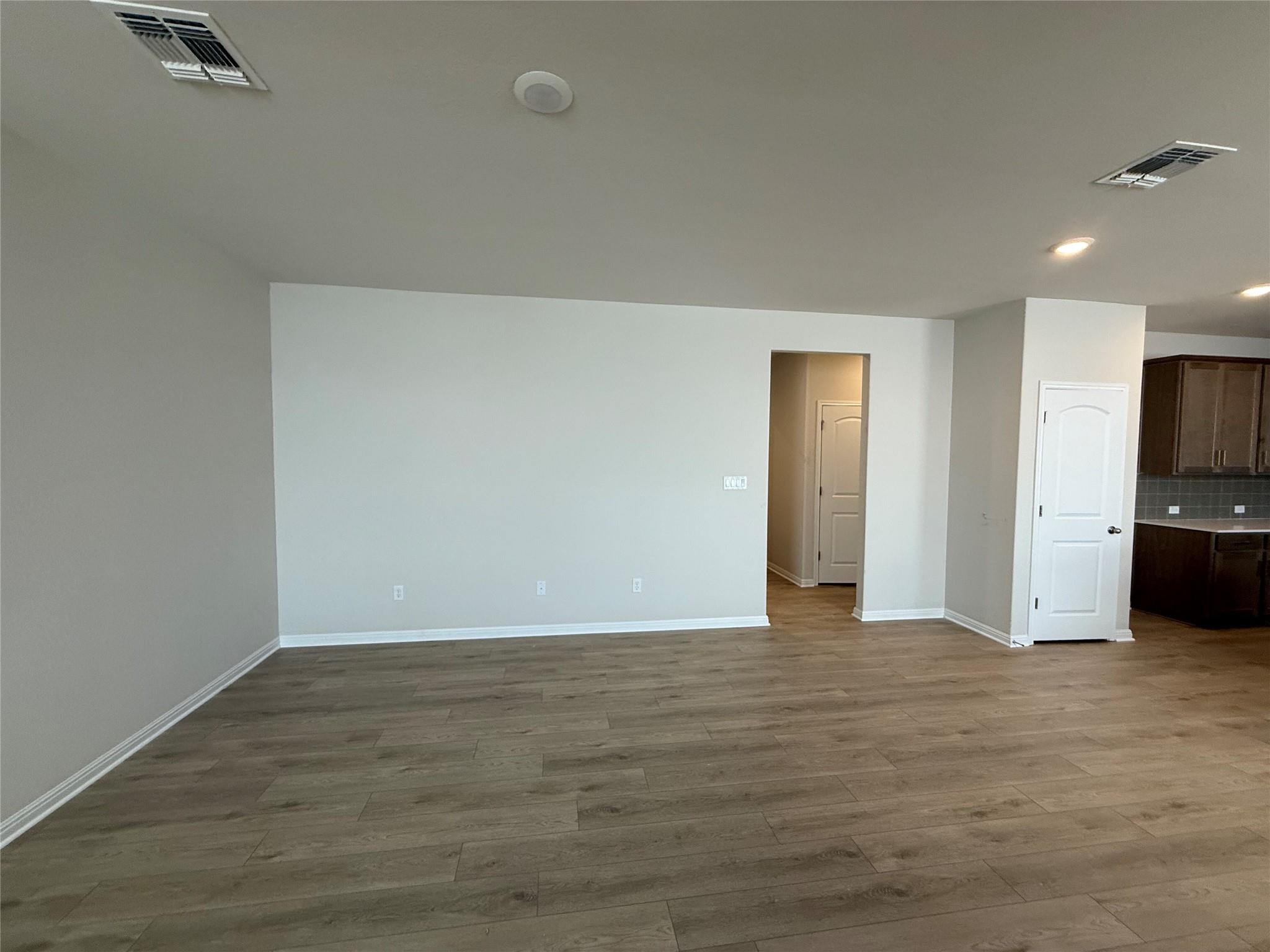 117 Baron Von Gator DR