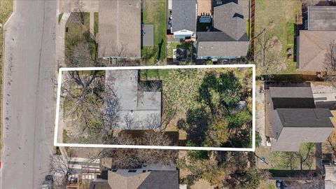 8017 Lazy LN Austin TX 78757