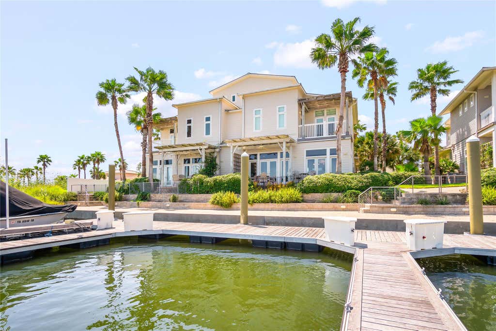 Photo of 3700 Island Moorings PKWY #20, Port Aransas, TX 78373 (MLS # 7567591)