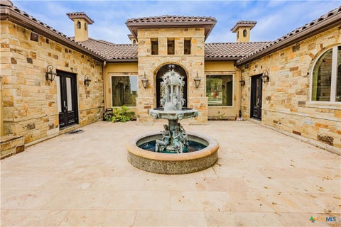 Photo of 1024 spanish TRL, New Braunfels, TX 78132 (MLS # 3925260)
