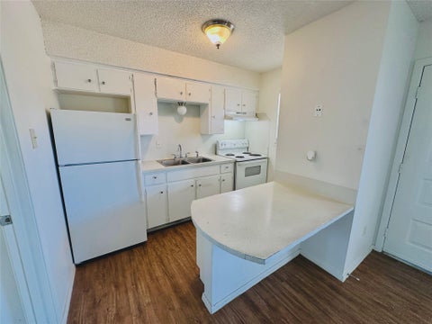 Photo of 3106 Stoneway DR #204, Austin, TX 78757 (MLS # 8507700)