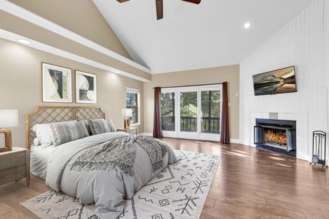 Tiny photo for 22012 Briarcliff DR, Spicewood, TX 78669 (MLS # 4172090)