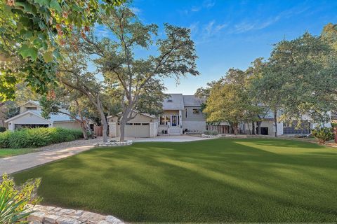 Photo of 22012 Briarcliff DR, Spicewood, TX 78669 (MLS # 4172090)