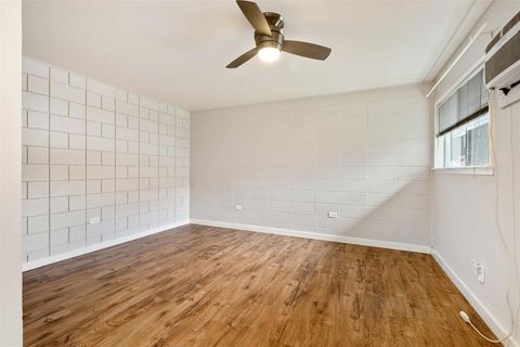 Photo of 903 Springdale RD #E, Austin, TX 78702 (MLS # 3368871)