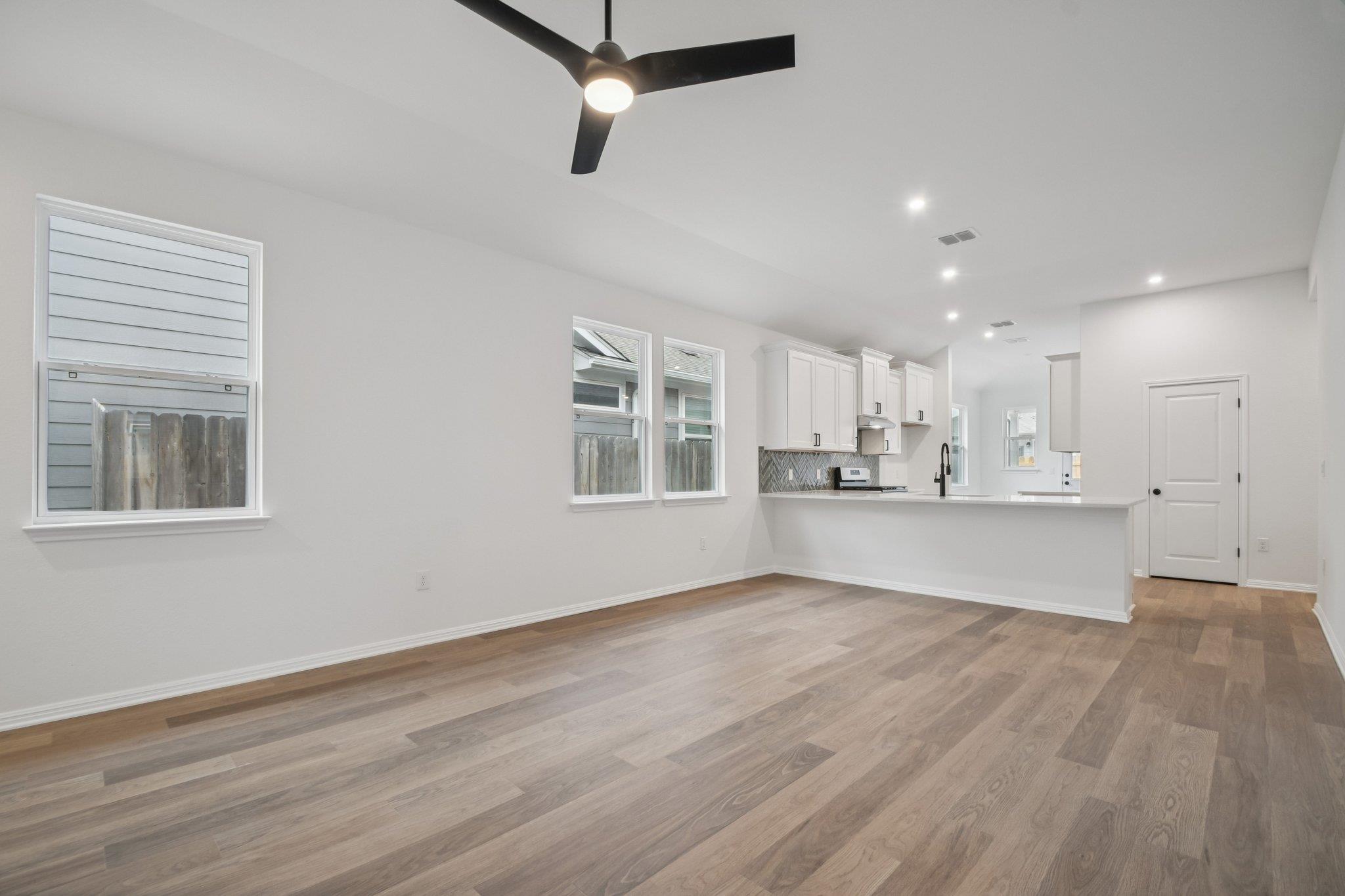 509 Porter Country PKWY