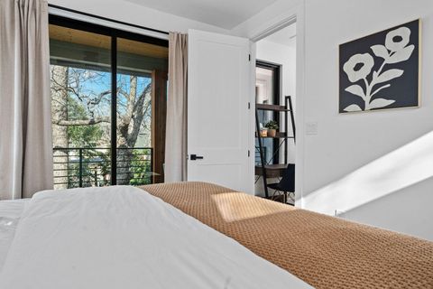 Tiny photo for 910 Tillery ST, Austin, TX 78702 (MLS # 3967394)