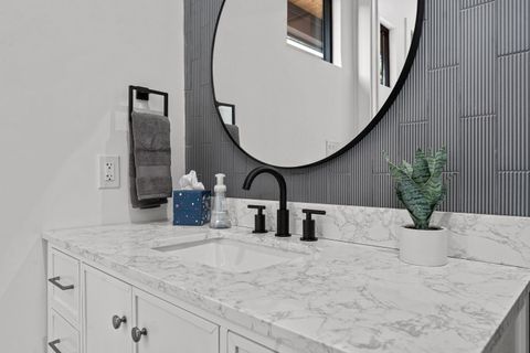 Tiny photo for 910 Tillery ST, Austin, TX 78702 (MLS # 3967394)
