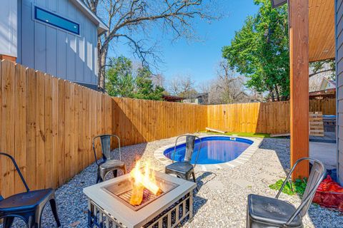 Tiny photo for 910 Tillery ST, Austin, TX 78702 (MLS # 3967394)