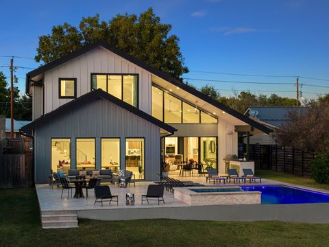 1836 Bluebonnet LN Kingsland TX 78639