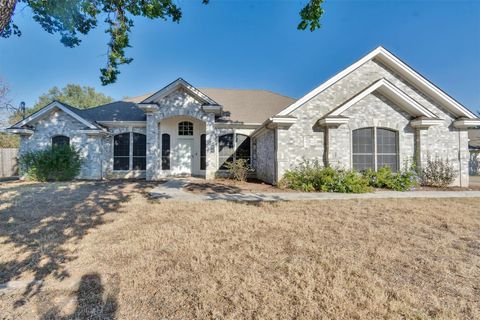 602 Leisurewoods DR Buda TX 78610