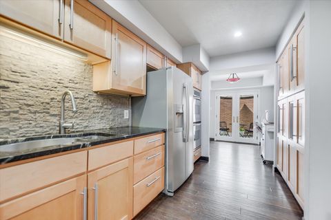 Tiny photo for 5622 Parade RDG, Austin, TX 78731 (MLS # 9634734)