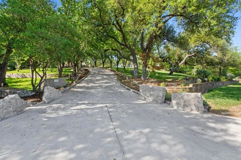 135 N TUMBLEWEED TRL Austin TX 78733