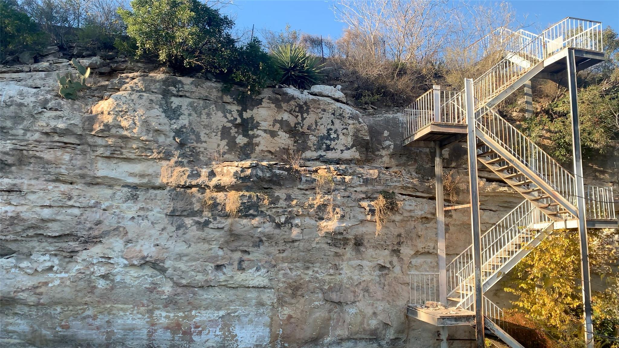 25555 Pedernales Point DR