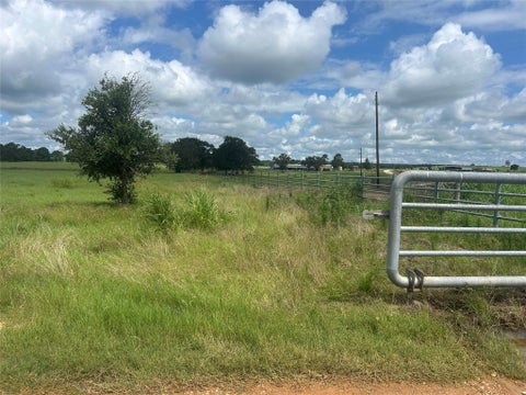 Photo of 000 Old Potato RD, Paige, TX 78659 (MLS # 4890592)