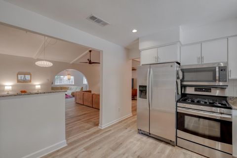 Tiny photo for 9214 Hunters TRCE E, Austin, TX 78758 (MLS # 8906682)