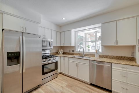 Tiny photo for 9214 Hunters TRCE E, Austin, TX 78758 (MLS # 8906682)