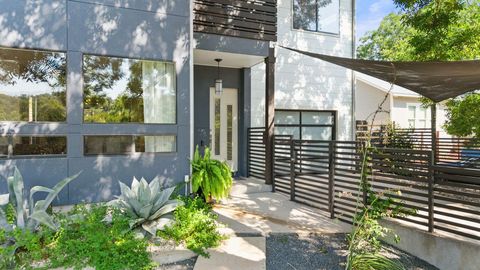Tiny photo for 2104 East Side DR, Austin, TX 78704 (MLS # 7762793)