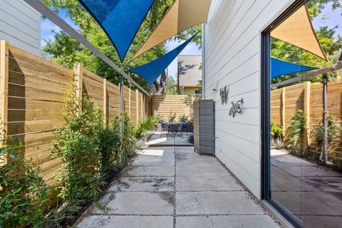 Tiny photo for 2104 East Side DR, Austin, TX 78704 (MLS # 7762793)