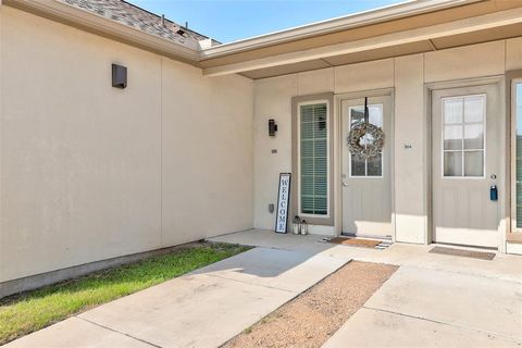Photo of 2400 Louis Henna BLVD #305, Round Rock, TX 78664 (MLS # 8010845)