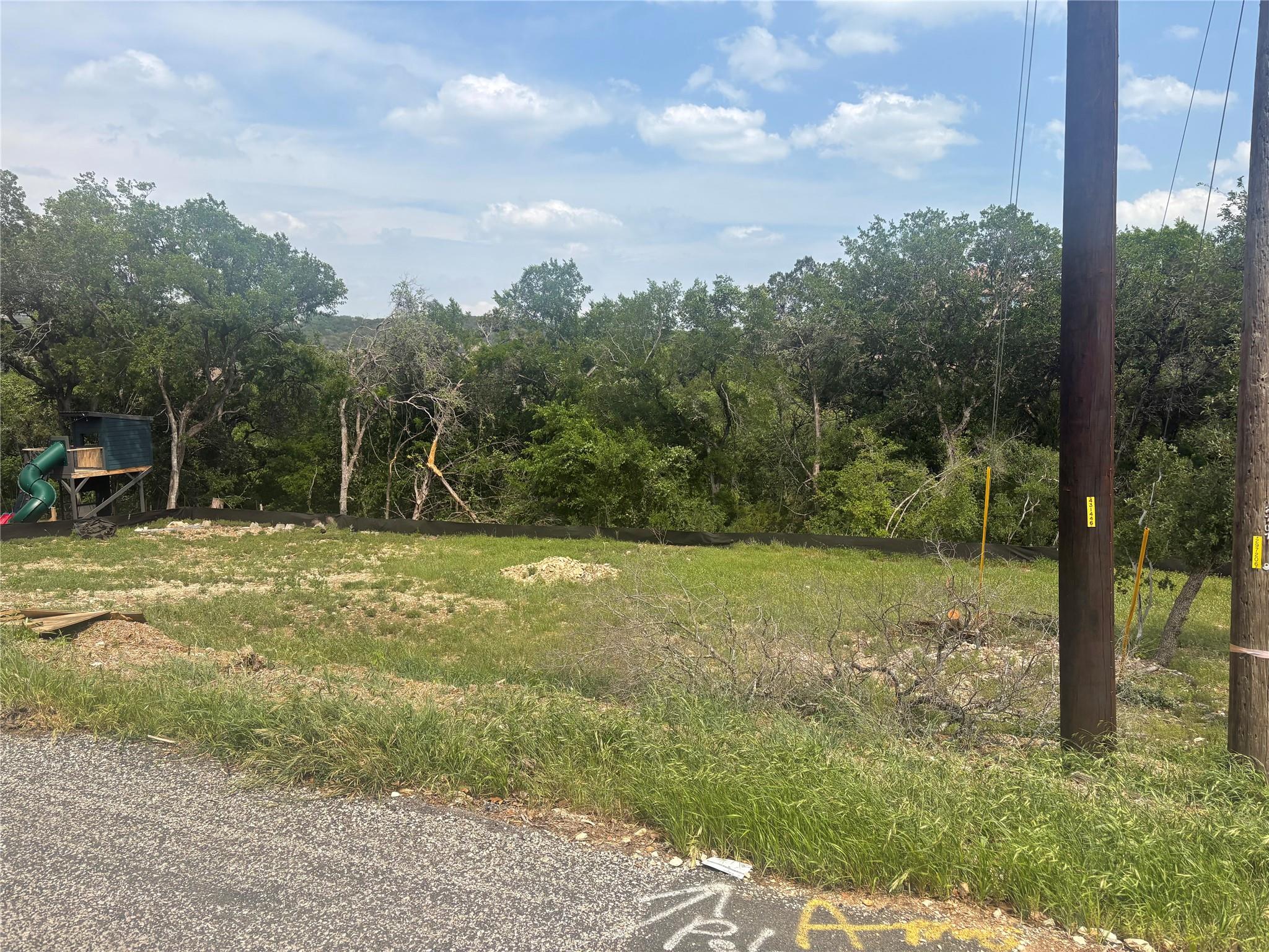 2709 De Soto DR