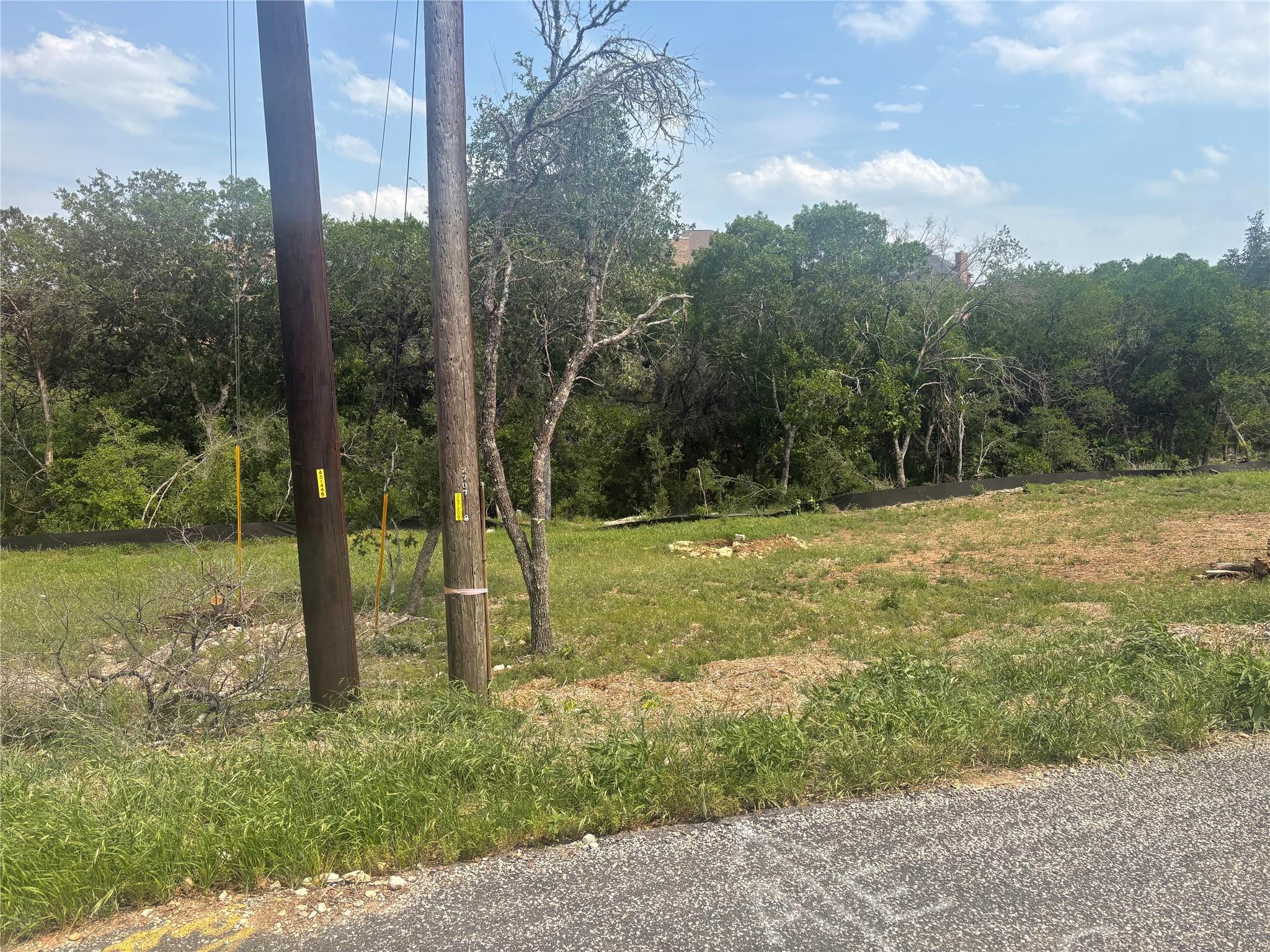 2709 De Soto DR