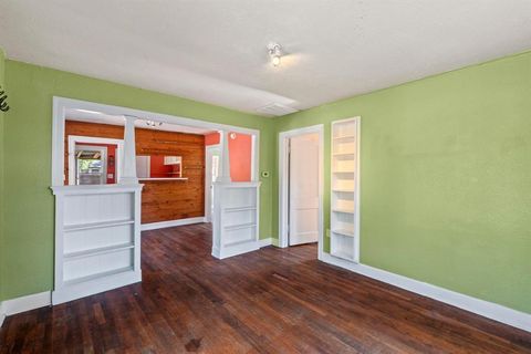 Tiny photo for 1147 Gunter ST, Austin, TX 78721 (MLS # 5458537)