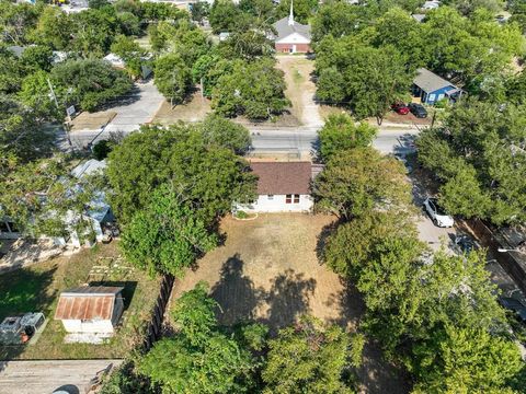 Tiny photo for 1147 Gunter ST, Austin, TX 78721 (MLS # 5458537)