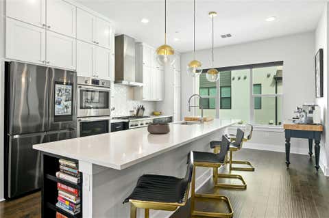 Photo of 4604 Longevity DR, Austin, TX 78731 (MLS # 5235942)