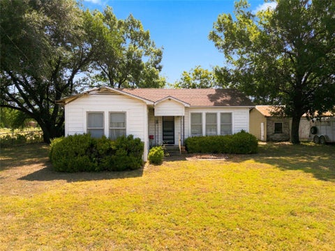Photo of 206 County Road 287, Marlin, TX 76661 (MLS # 3319842)