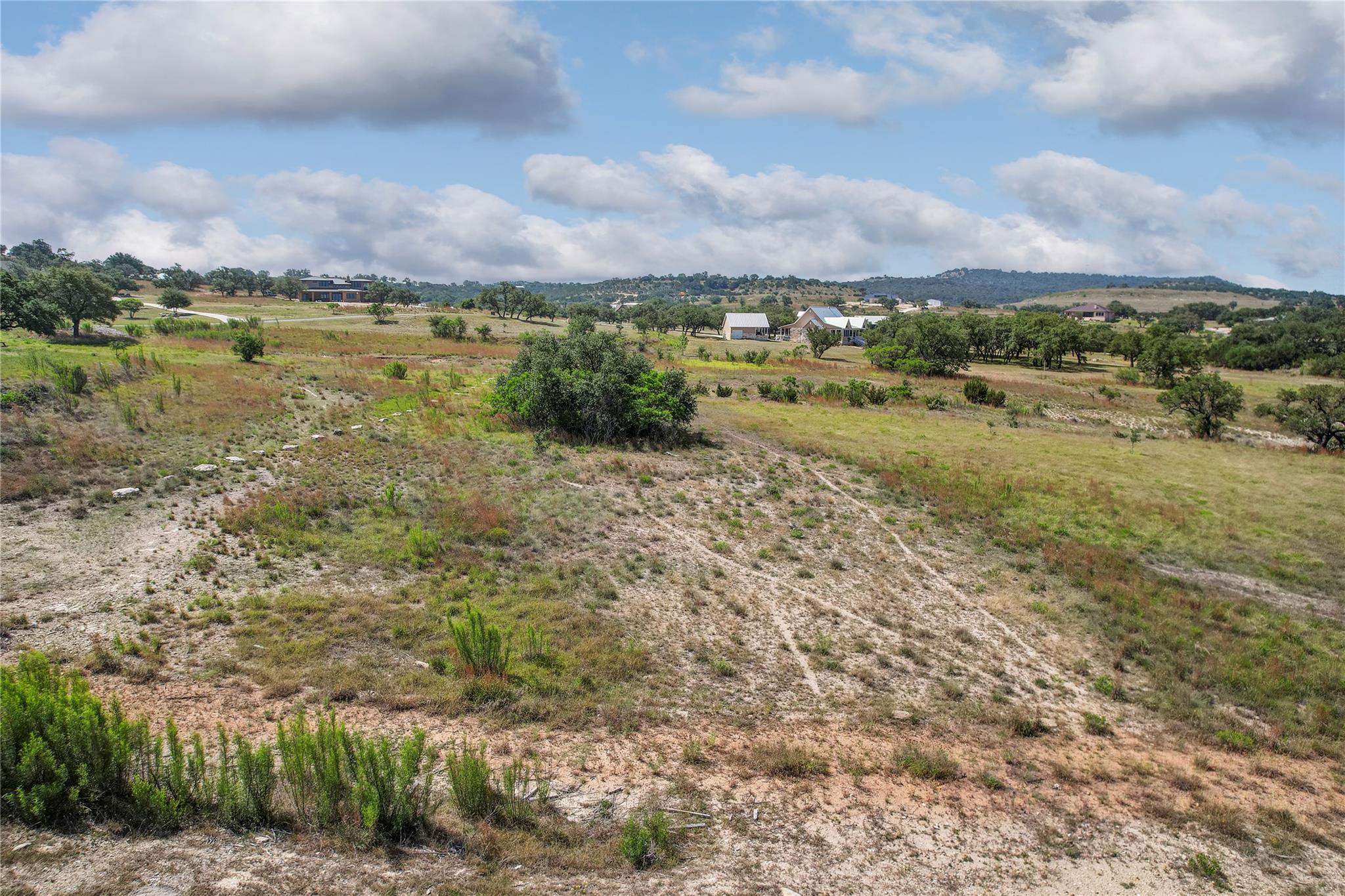 228 Bosque TRL
