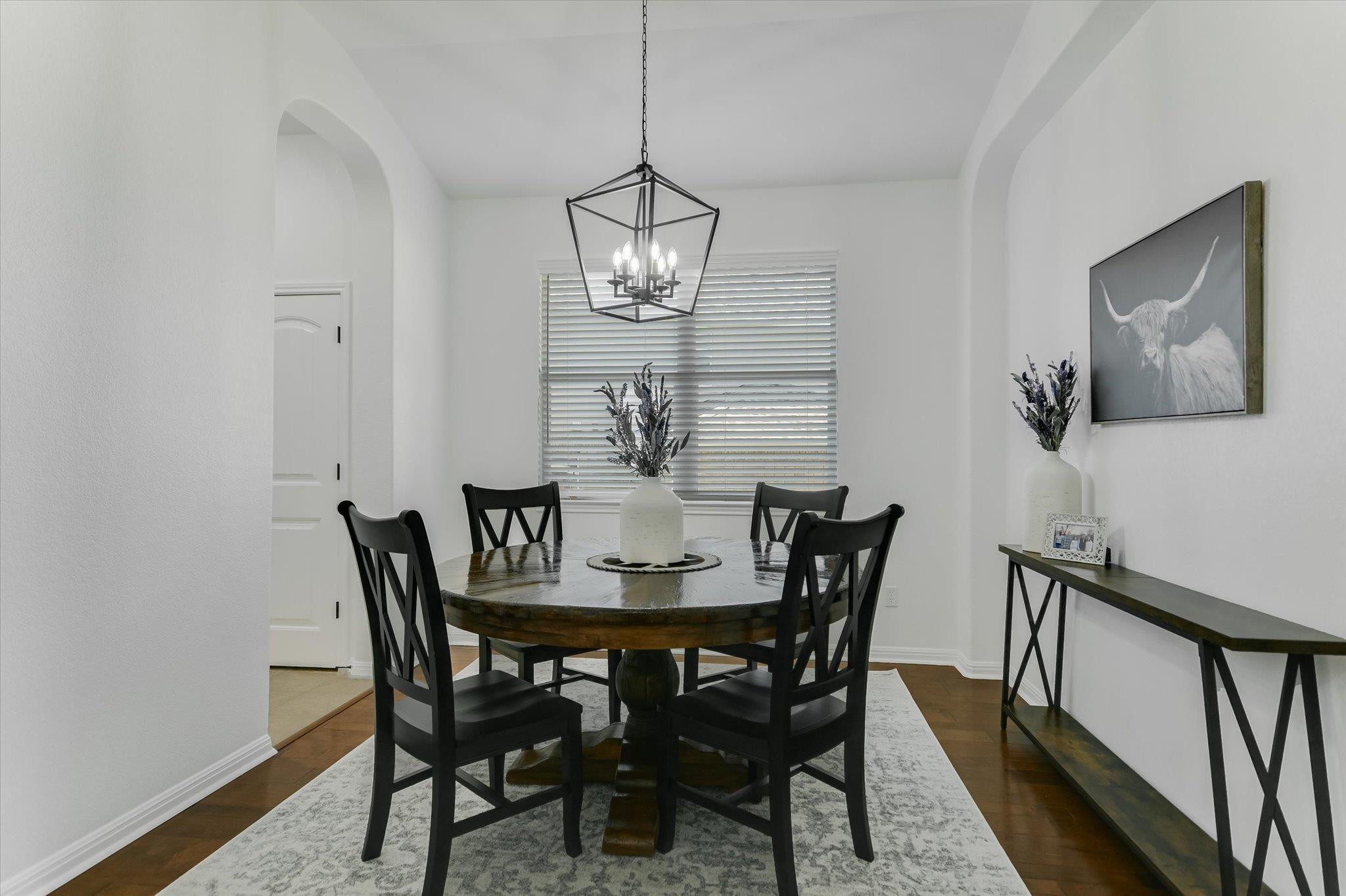 240 Fort Mabry LOOP
