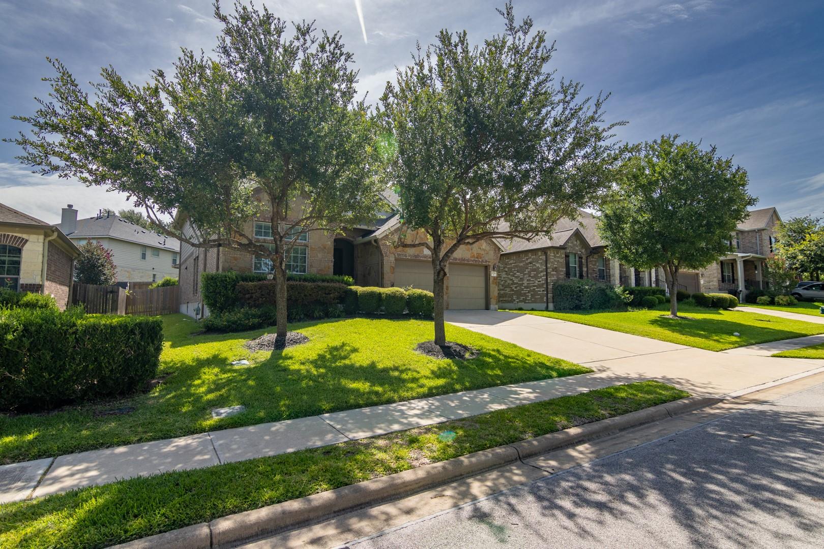2538 Ravenwood DR