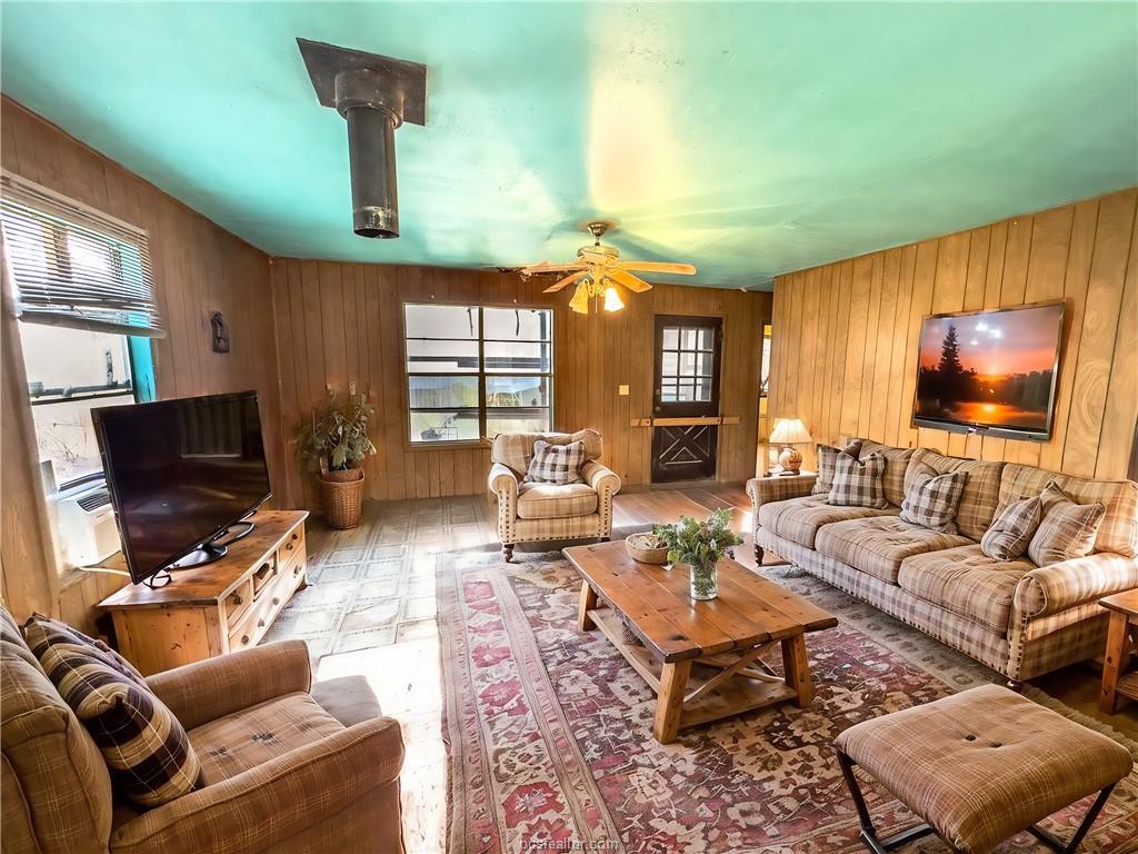 8187 County Road 342 RD
