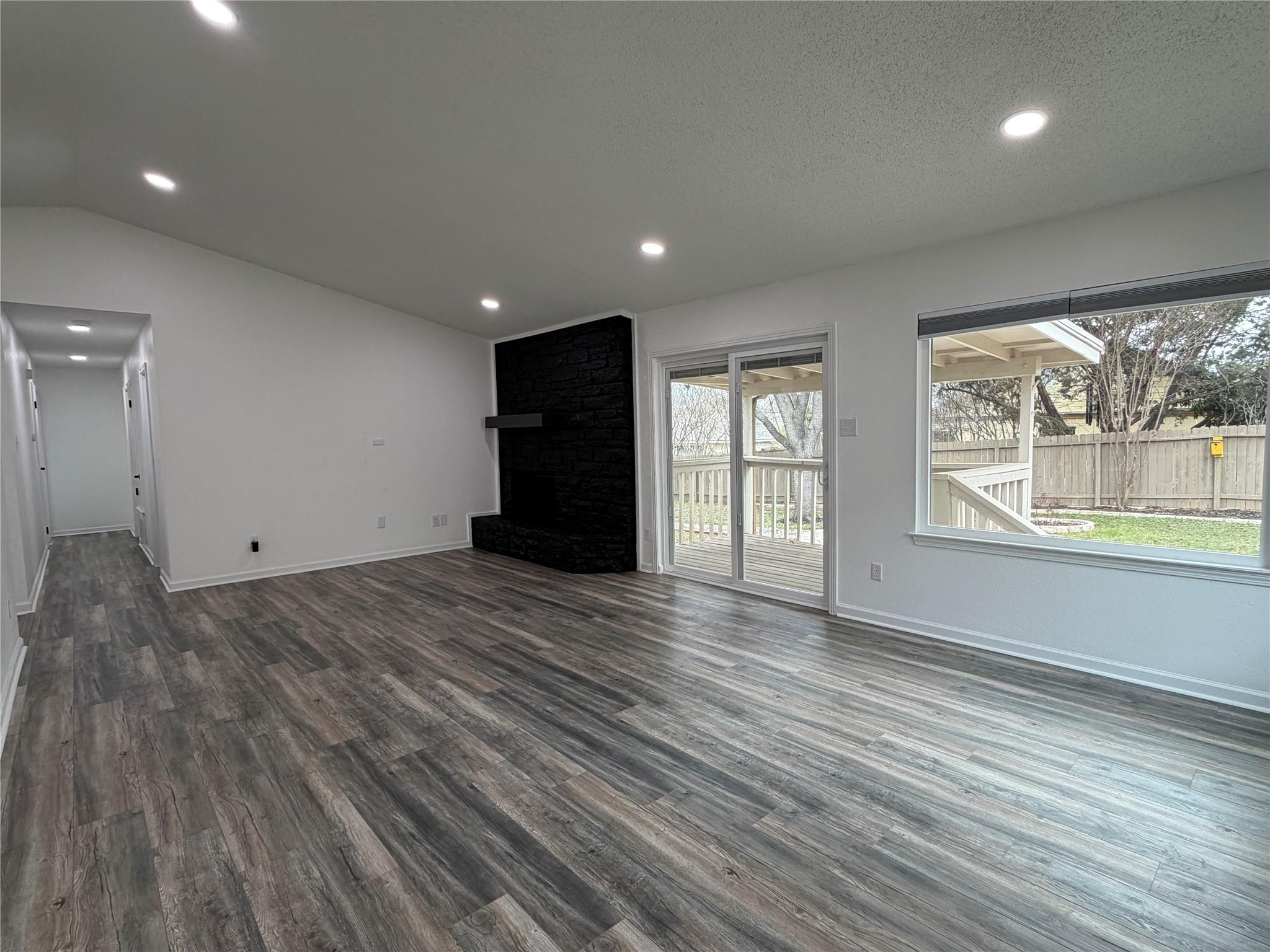 21837 Ticonderoga Ave