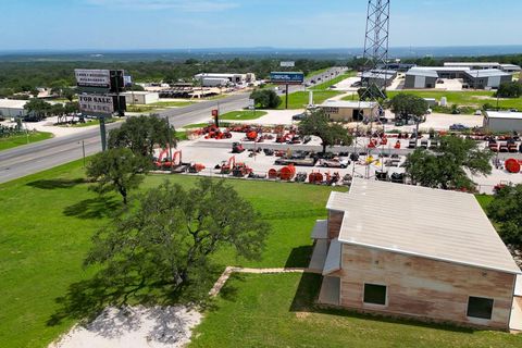 5526 N US Highway 281 Marble Falls TX 78654