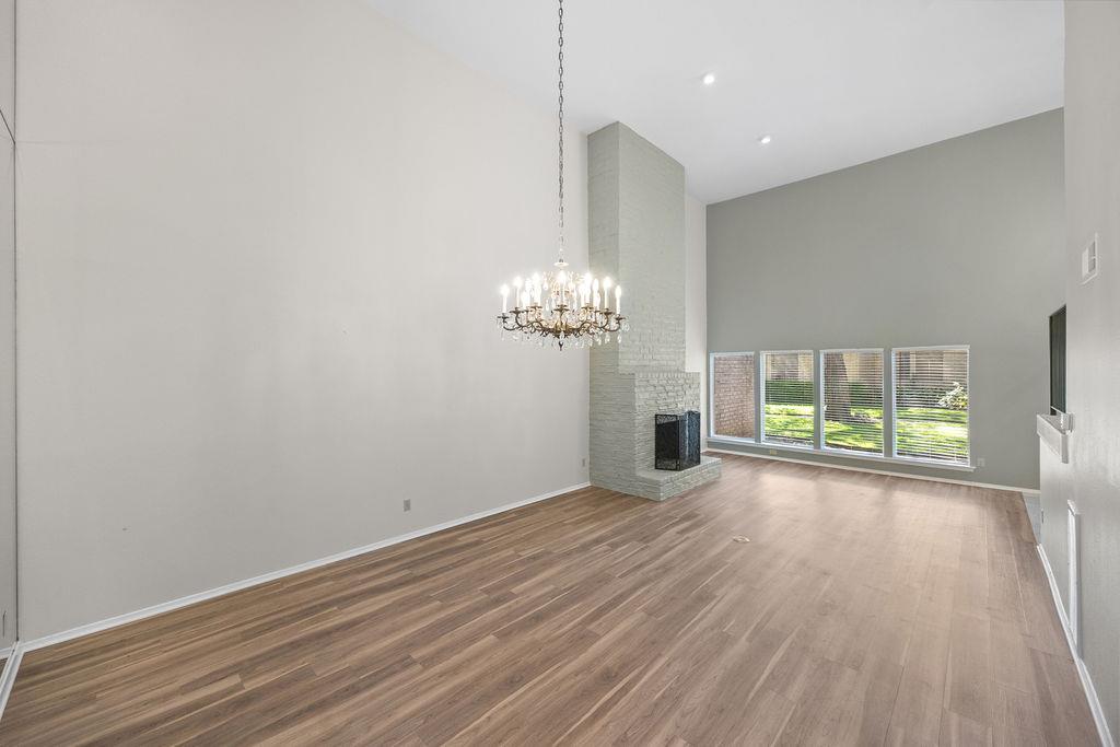 8102 East CT