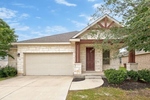 Photo of 913 Centerra Hills CIR, Round Rock, TX 78665 (MLS # 1446148)