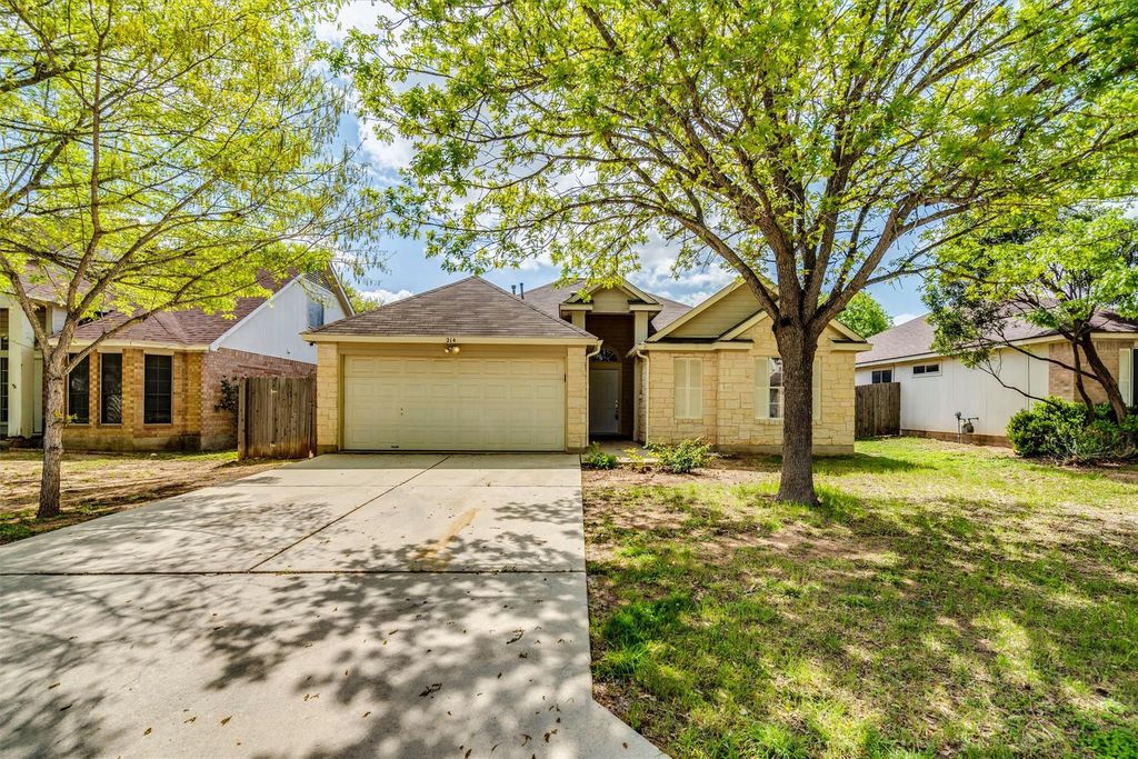 Photo of 214 Sandhill DR, Lockhart, TX 78644 (MLS # 2386385)