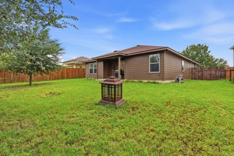 Tiny photo for 18512 Great Falls DR, Manor, TX 78653 (MLS # 3252635)