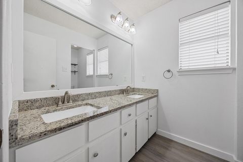 Tiny photo for 11615 Prairie Hen LN, Austin, TX 78758 (MLS # 6741559)